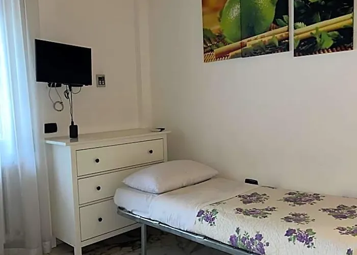 Hotel L'oasi A San Pietro 3*
